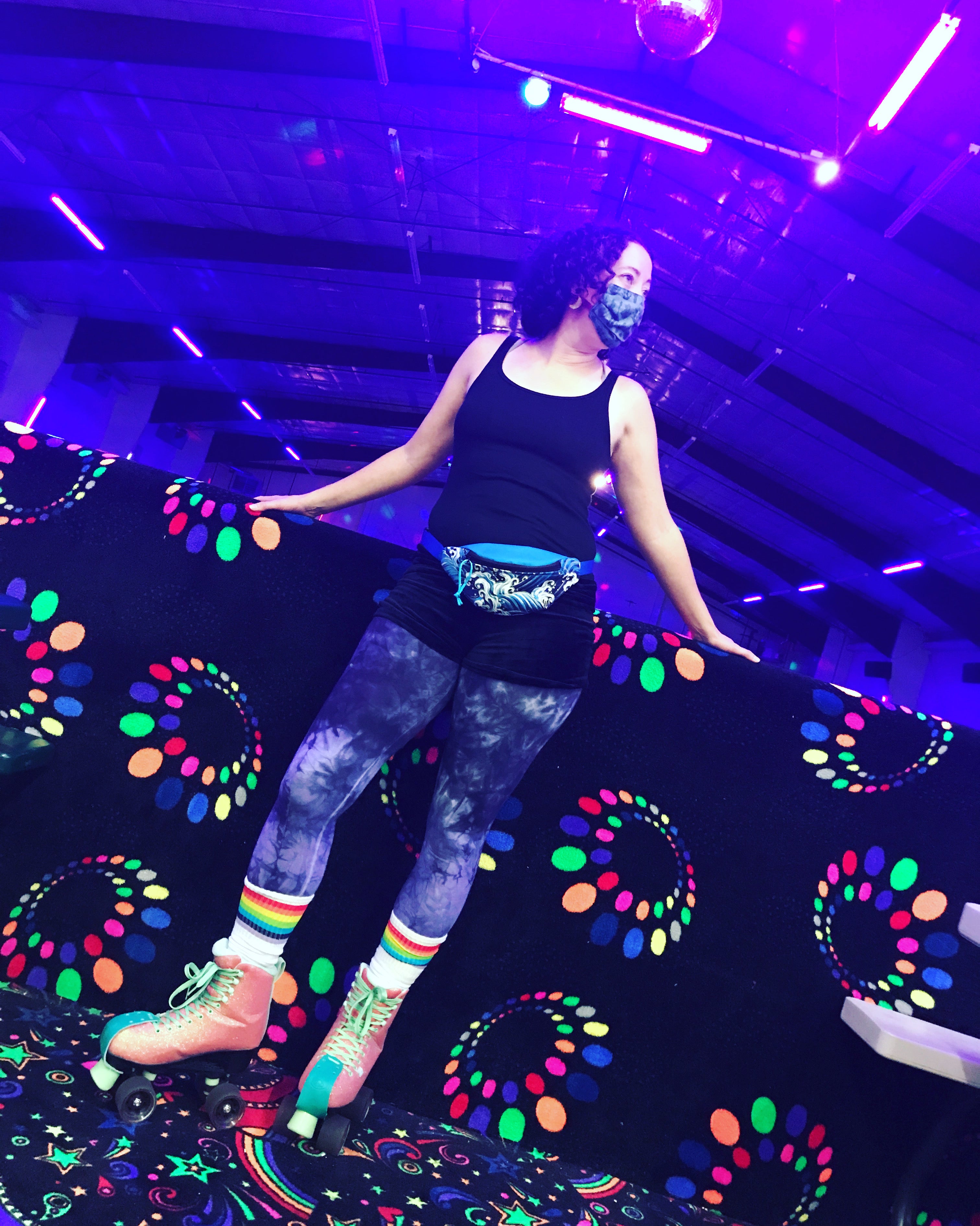 how to dress for a blacklight party What to Wear to a Glowing Blacklight Party