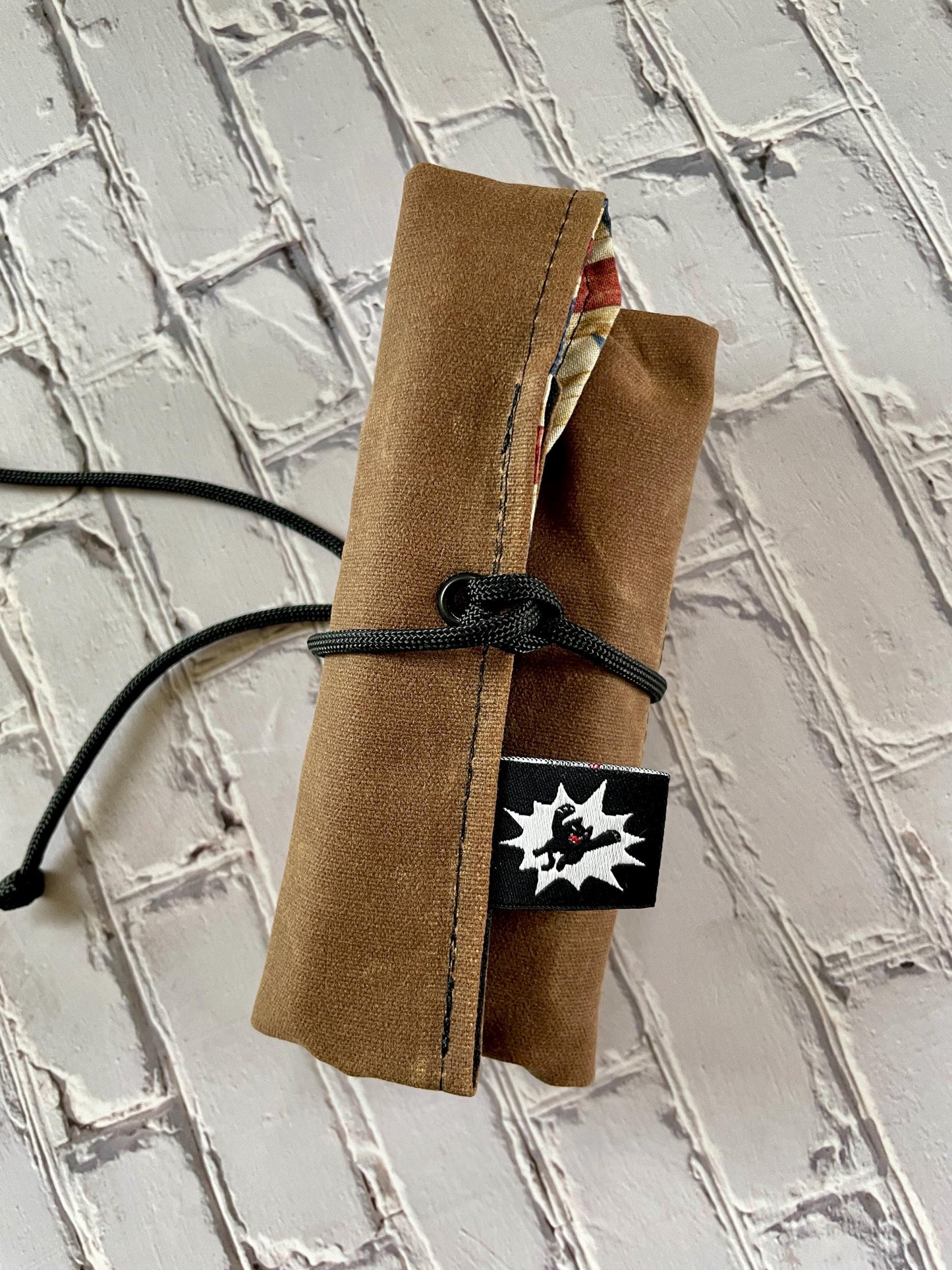 Rugged EDC Tool Roll – Nutmeg Waxed Canvas with Stars and Stripes Liner, Paracord Wrap and Metal Nut Closure, Patriotic Gift for Him