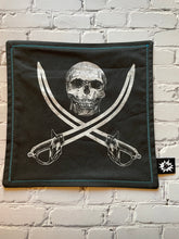 Load image into Gallery viewer, EDC Hank | Handkerchief for Every Day Carry | EDC Gear | Hank For EDC Organizer Pouch | Jolly Roger | Paracord | Pirate Scull and Crossbones
