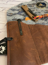Load image into Gallery viewer, EDC Tool Roll | Waxed Canvas Tool Pouch | Every Day Carry Gear Bag |Pocket Organizer | EDC Knife Roll | Pocket Dump Display Hank | Wind Bars
