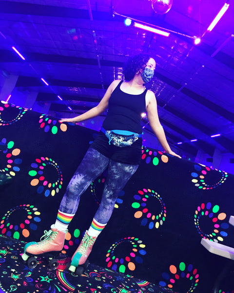 What to Wear in Black Light: Looking cool at the roller rink!