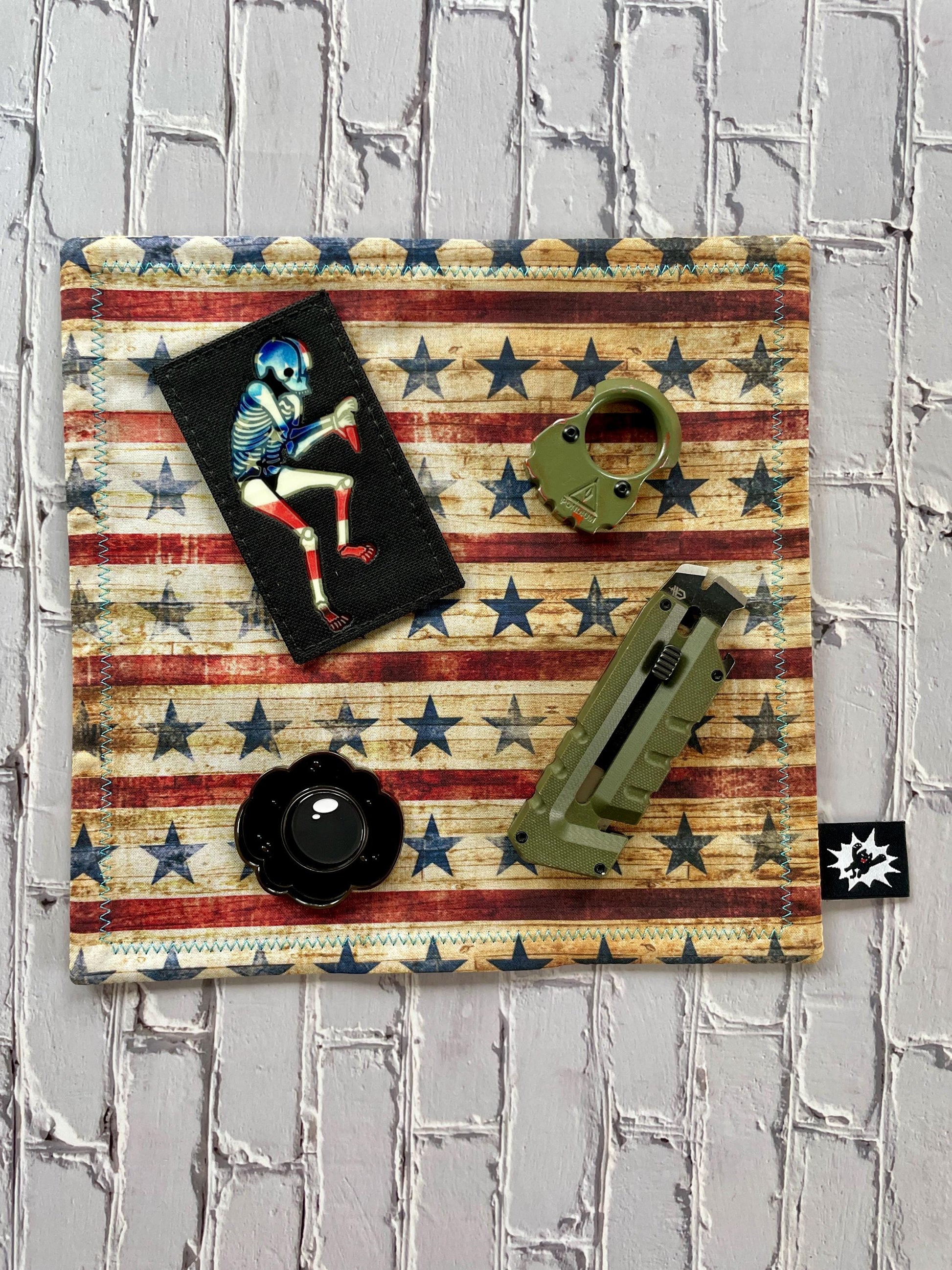 Patriotic EDC Handkerchief – Red White Blue Stars Hank for Pocket Dump, Vintage Style USA Carry Cloth, 4th of July Gift for Him