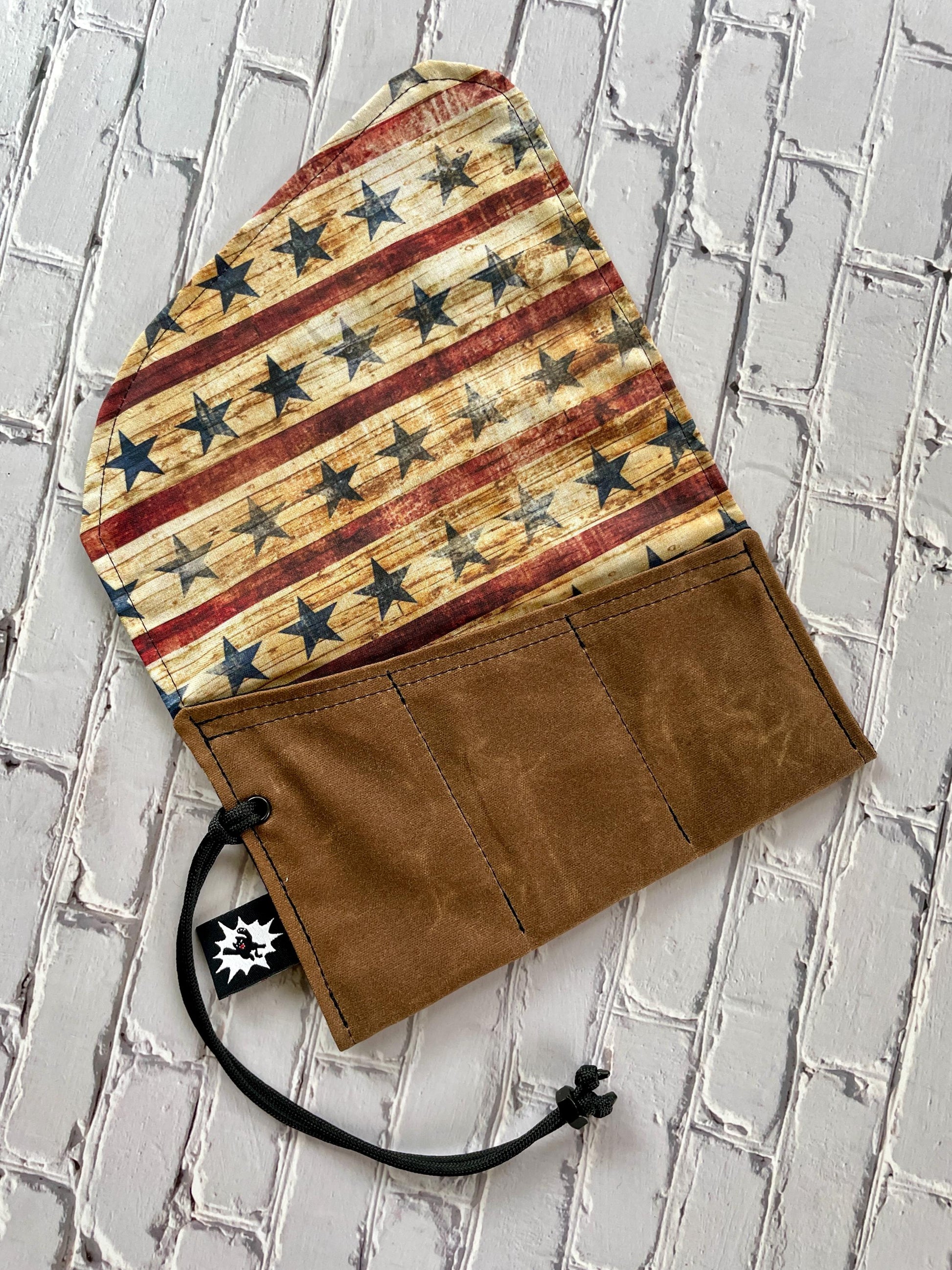 Rugged EDC Tool Roll – Nutmeg Waxed Canvas with Stars and Stripes Liner, Paracord Wrap and Metal Nut Closure, Patriotic Gift for Him