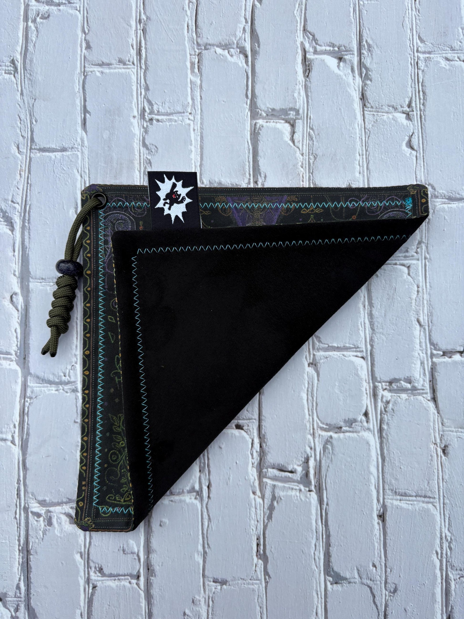 Trippy Wizard EDC Hank with Microfiber or Flannel Backing. Paracord for Style and Function Clean Screens, Tools, Glasses. Merlin D&D