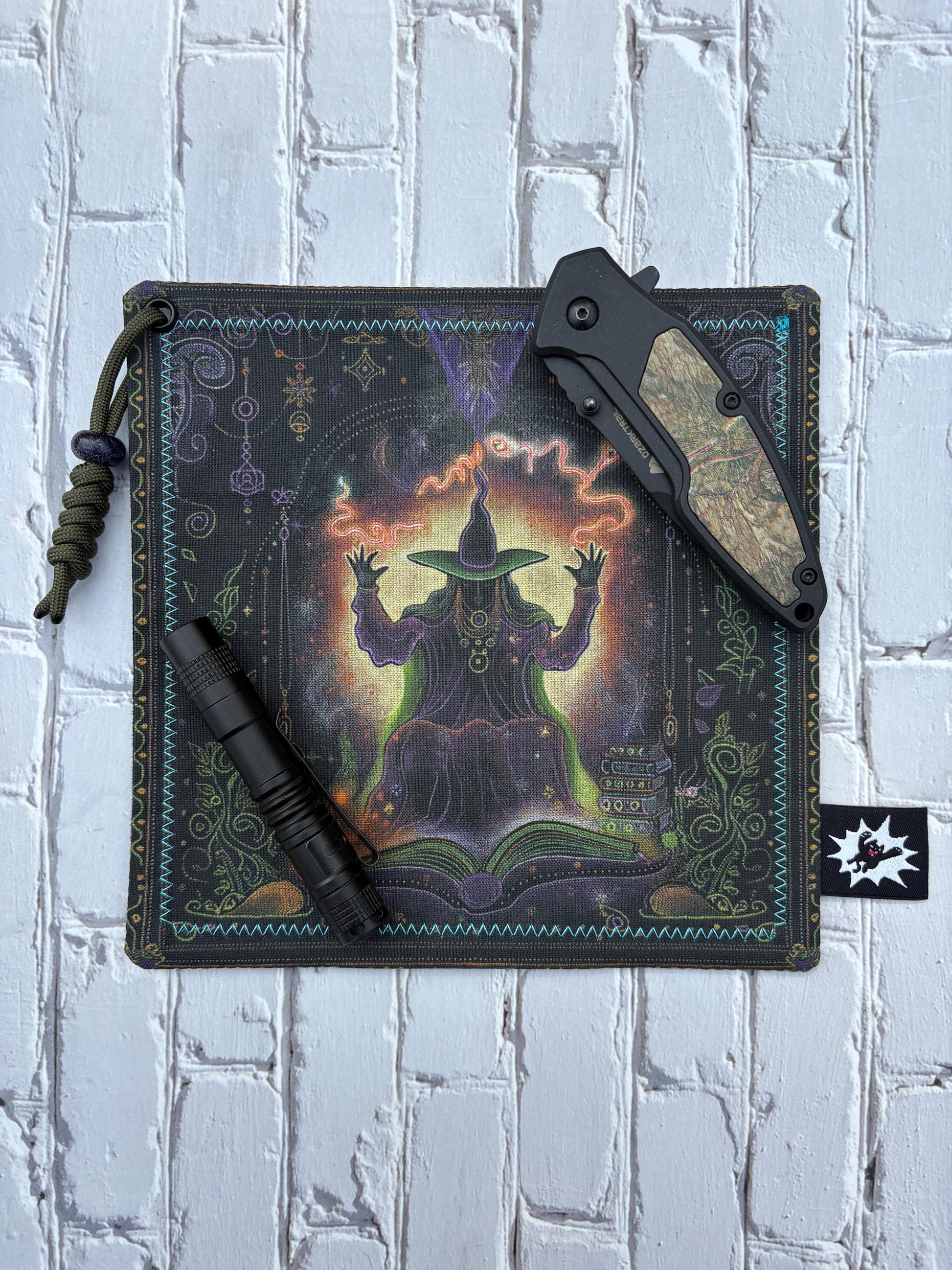 Trippy Wizard EDC Hank with Microfiber or Flannel Backing. Paracord for Style and Function Clean Screens, Tools, Glasses. Merlin D&D