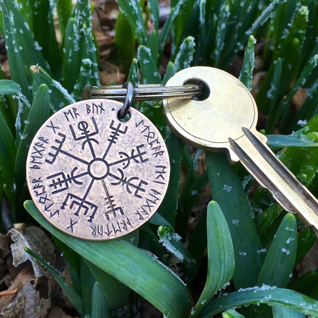 Vegvsir Wayfinder Bronze Keychain