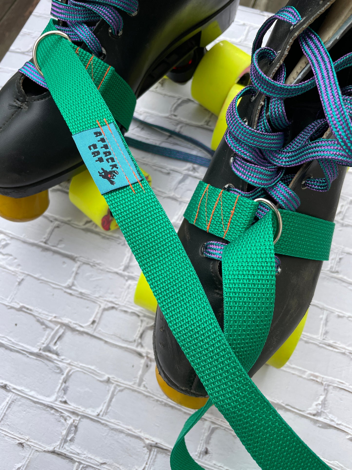 Roller Skate Leash, Strap Carrier for Skates