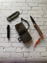 Load image into Gallery viewer, EDC Tool Roll | Waxed Canvas Tool Pouch | Every Day Carry Gear Bag | Pocket Organizer | Knife Roll | Pocket Dump Display Hank | Green Camo
