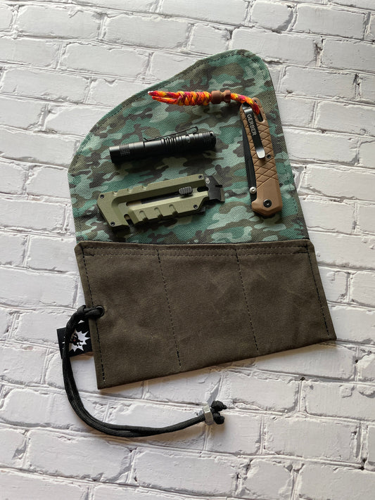 EDC Tool Roll | Waxed Canvas Tool Pouch | Every Day Carry Gear Bag | Pocket Organizer | Knife Roll | Pocket Dump Display Hank | Blue Camo