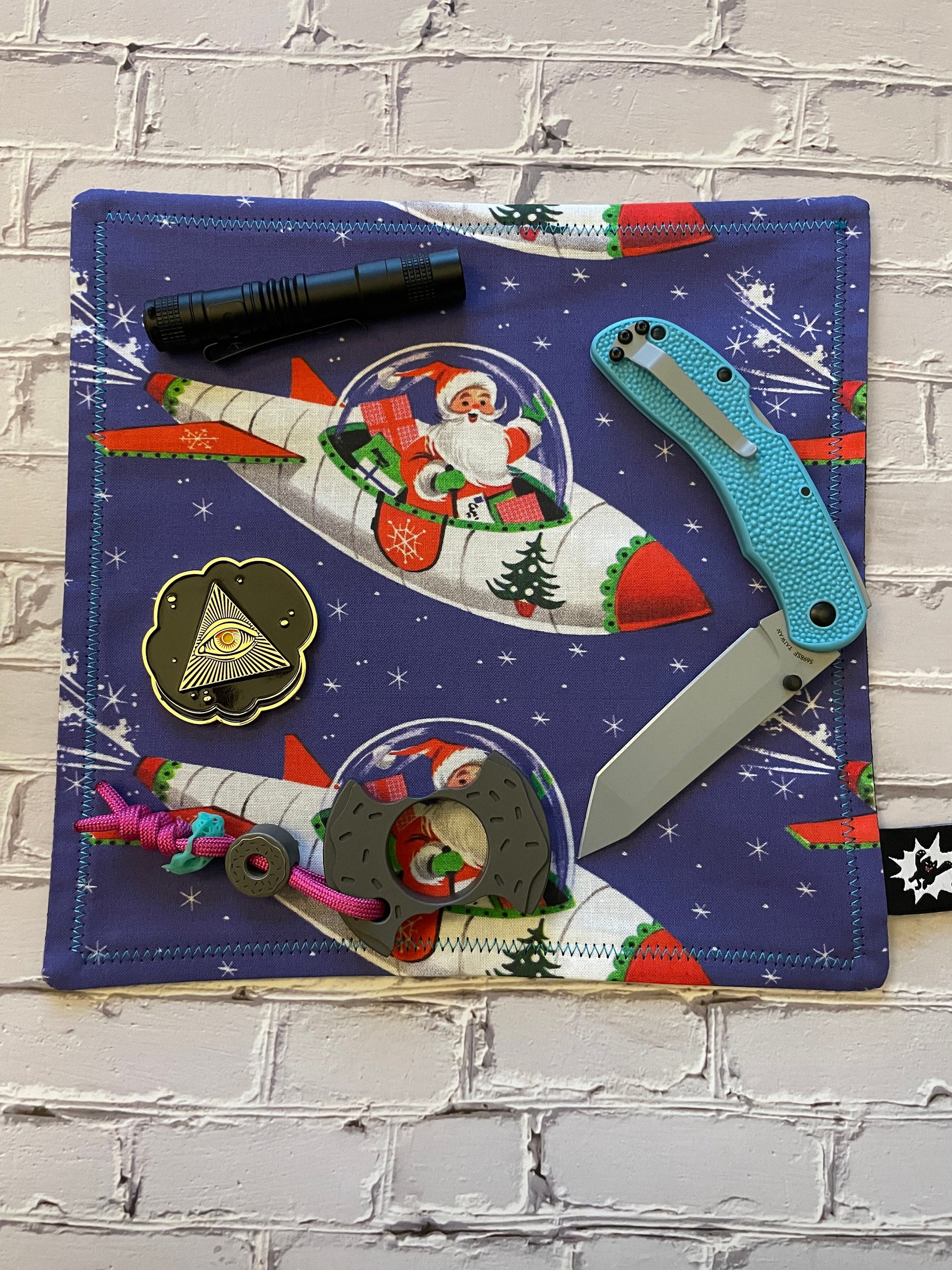 EDC Hank | Handkerchief for Every Day Carry | EDC Gear | Hank For EDC Organizer Pouch | Spaceship Santa  | Paracord | Christmas Holiday
