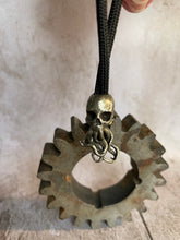 Load image into Gallery viewer, Scull Kraken EDC Knife Paracord Bead | Ending Bead | DIY EDC Gear | Everyday Carry | Hank or Zipper | Large Hole | Cthulhu Ship Nautical
