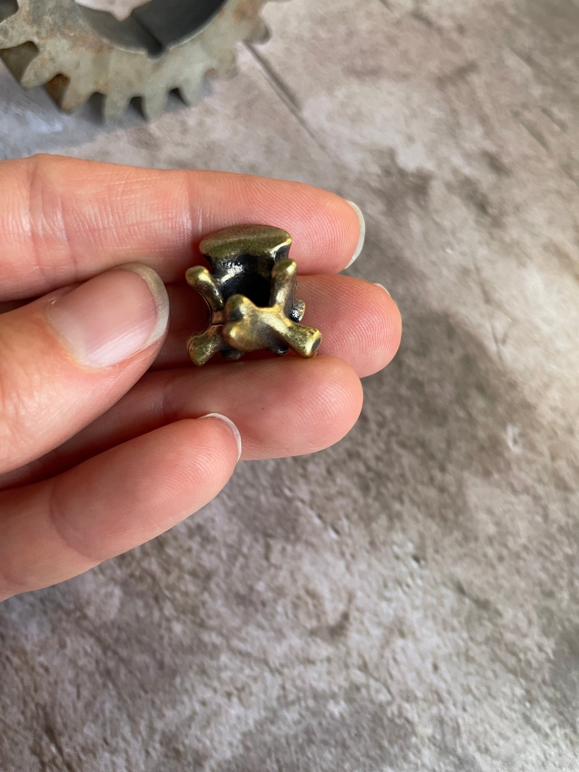 Vertabrae EDC Knife Paracord Bead | Brass Bead | EDC Gear | Everyday Carry | Hank Bead | Large Hole Bead | Vintage Spine Bone