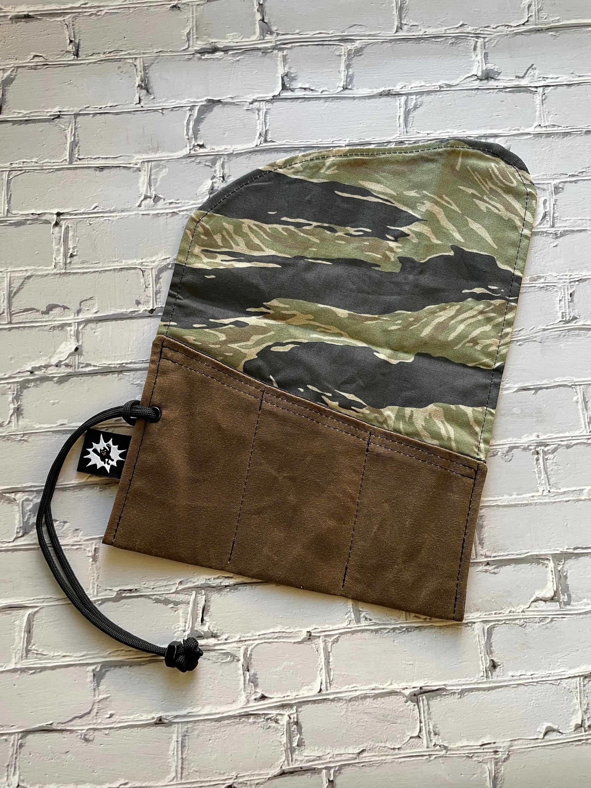 EDC Tool Roll | Waxed Canvas Pouch |Every Day Carry Gear Bag | Pocket Organizer | Knife Roll | Pocket Dump Display Hank | Vietnam Tiger Camo