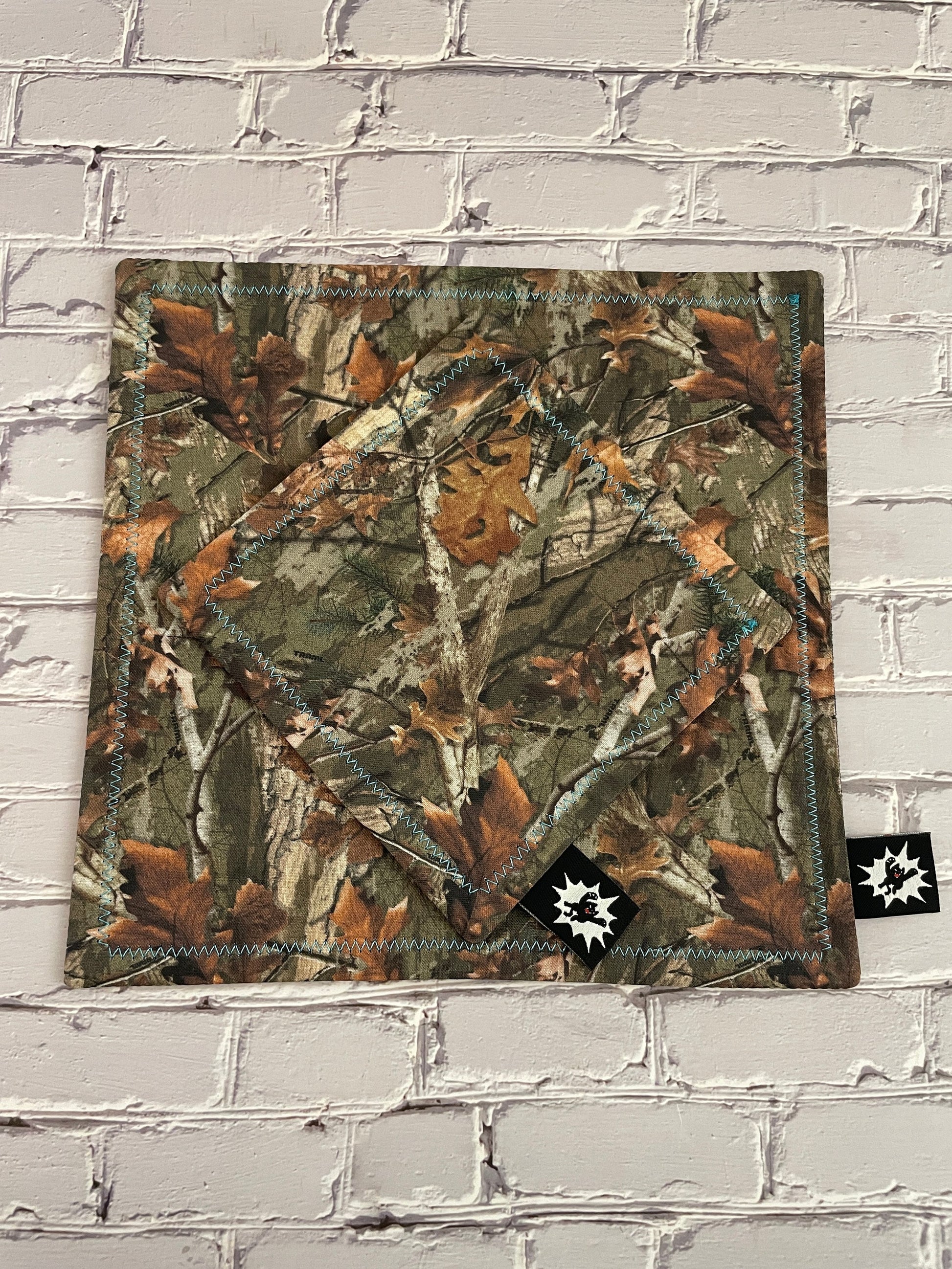 EDC Hank | Handkerchief for Every Day Carry | EDC Gear | Hank For EDC Organizer Pouch | Cloth Edc Tray | Paracord | Mossy Oak