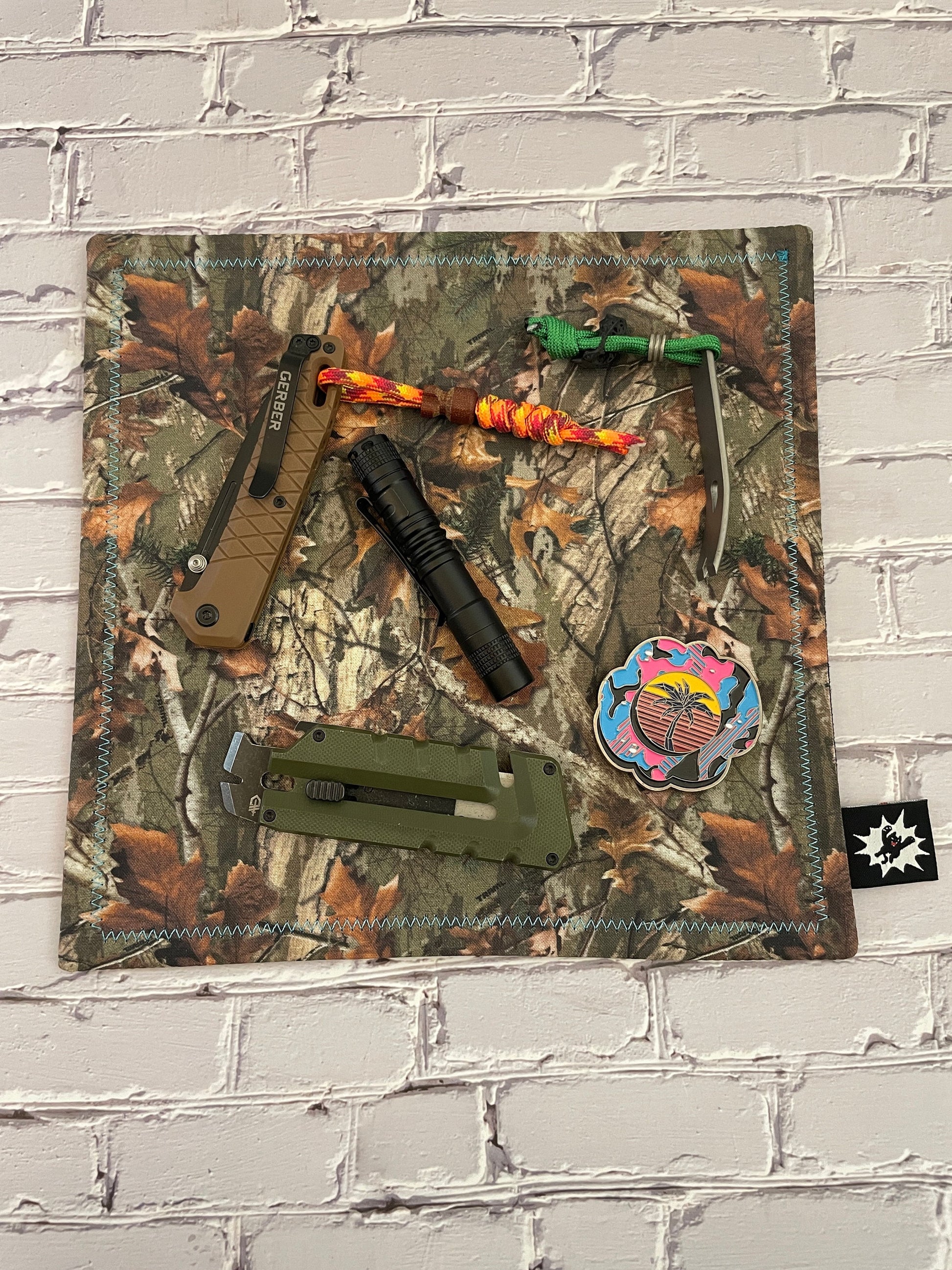 EDC Hank | Handkerchief for Every Day Carry | EDC Gear | Hank For EDC Organizer Pouch | Cloth Edc Tray | Paracord | Mossy Oak
